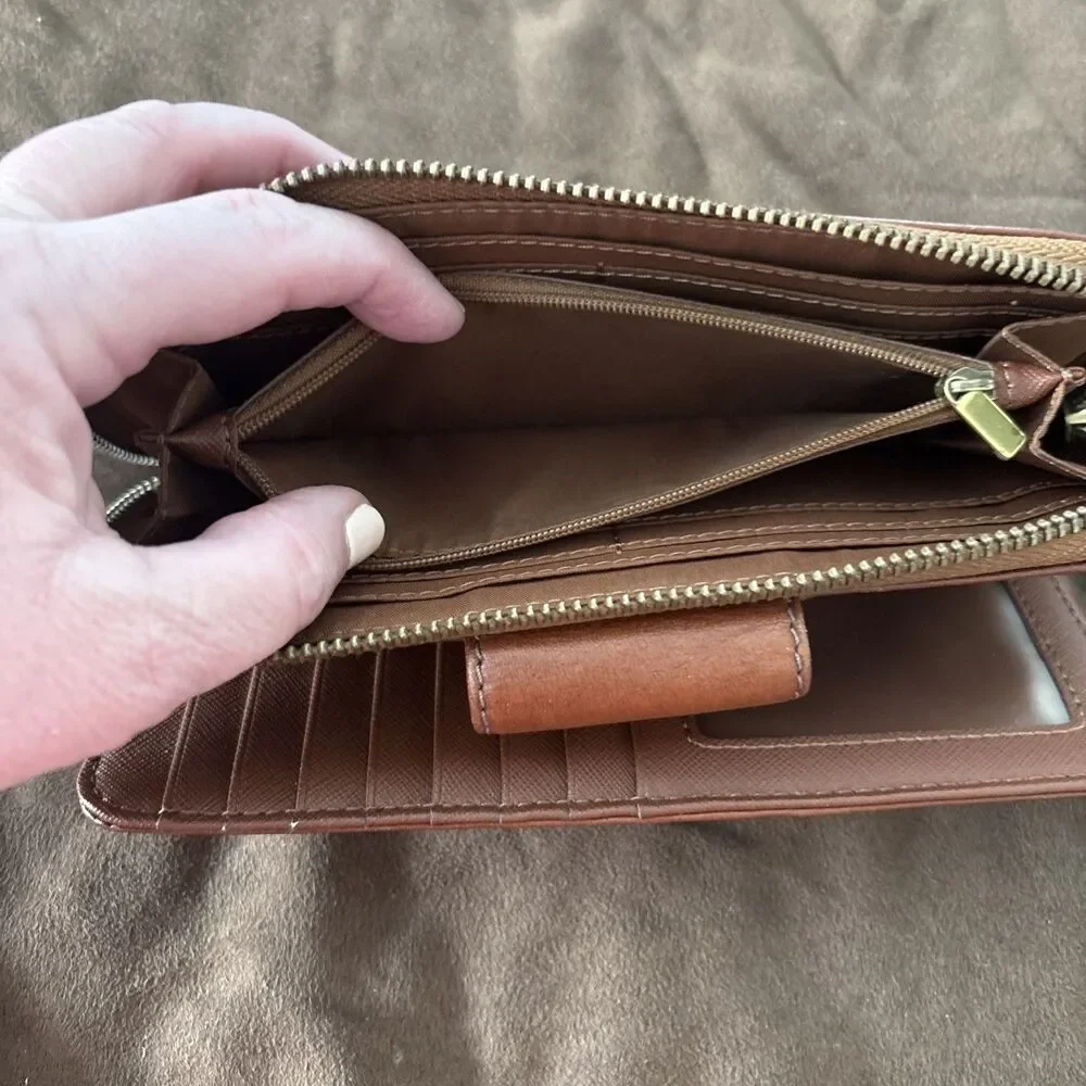 Fossil Madison Zip Clutch Leather Wristlet Wallet Saddle Brown